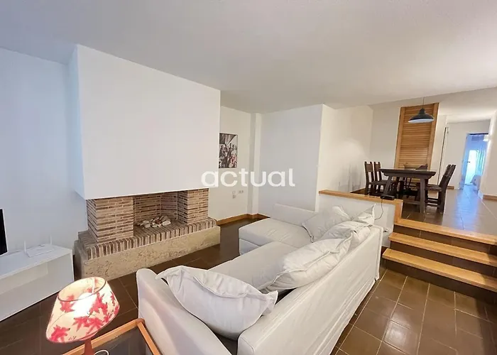 Athenea B1 Apartment *